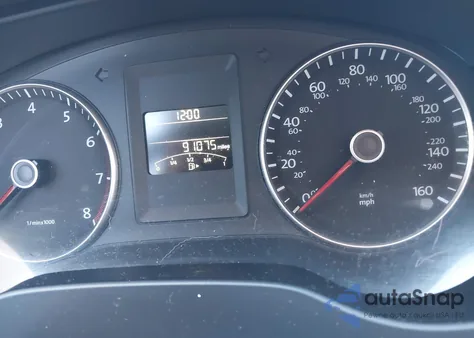 2013 Volkswagen Jetta 2.5L Se z USA, uszkodzony, nr VIN 3VWDP7AJ3DM217989